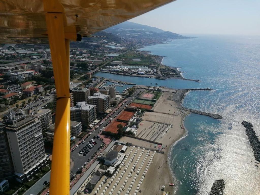 Hotel Svizzera Arma di Taggia Εξωτερικό φωτογραφία